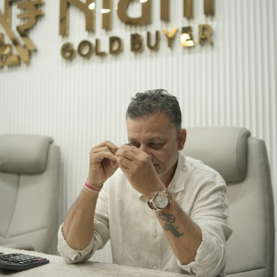 Gold being tested at Nidhi Gold Buyer